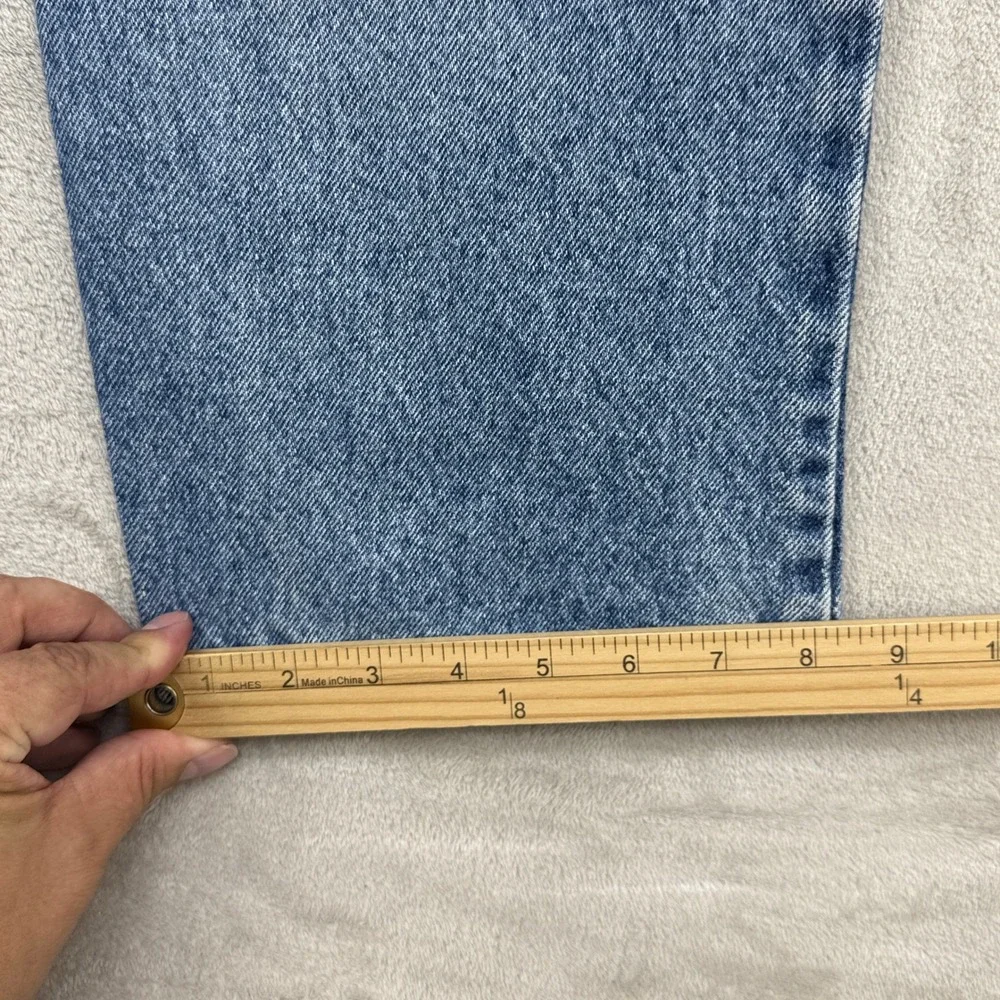 Vintage Lee Jeans Men 36x30 Blue Straight Leg Denim Retro Light Wash Made in USA